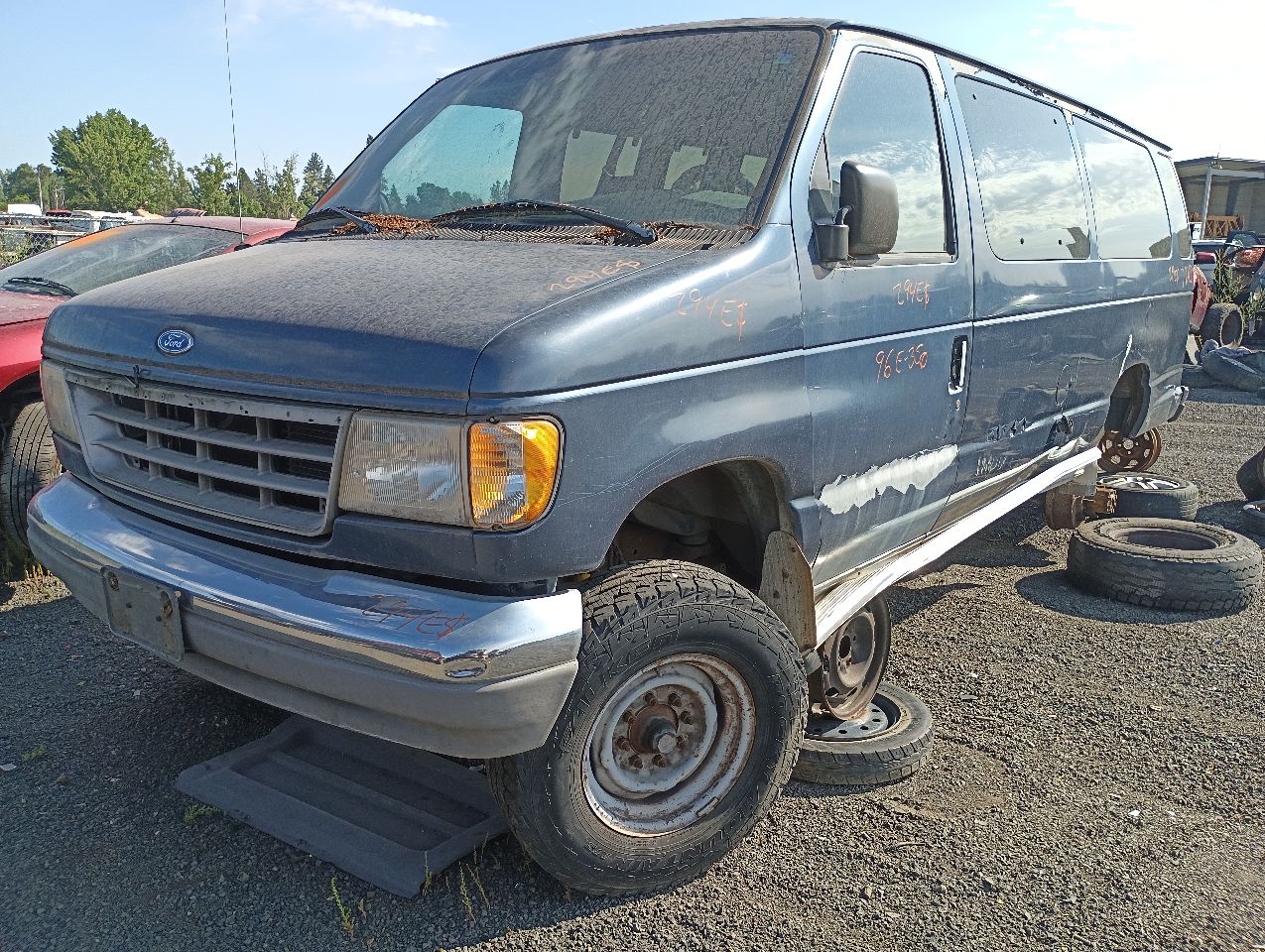 1996 FORD E-350