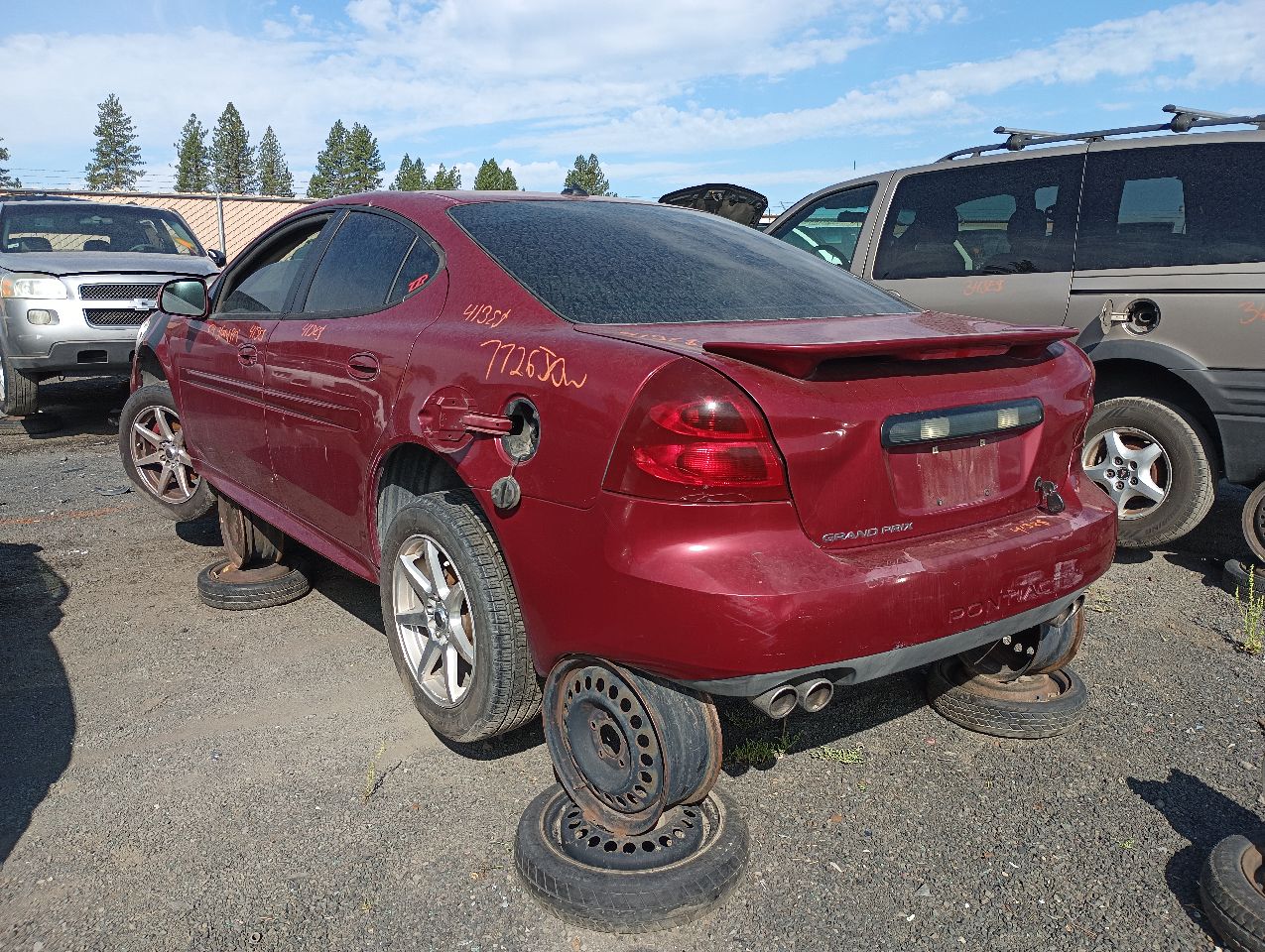 2004 PONTIAC Grand Prix