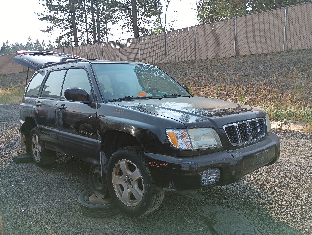 2001 SUBARU Forester