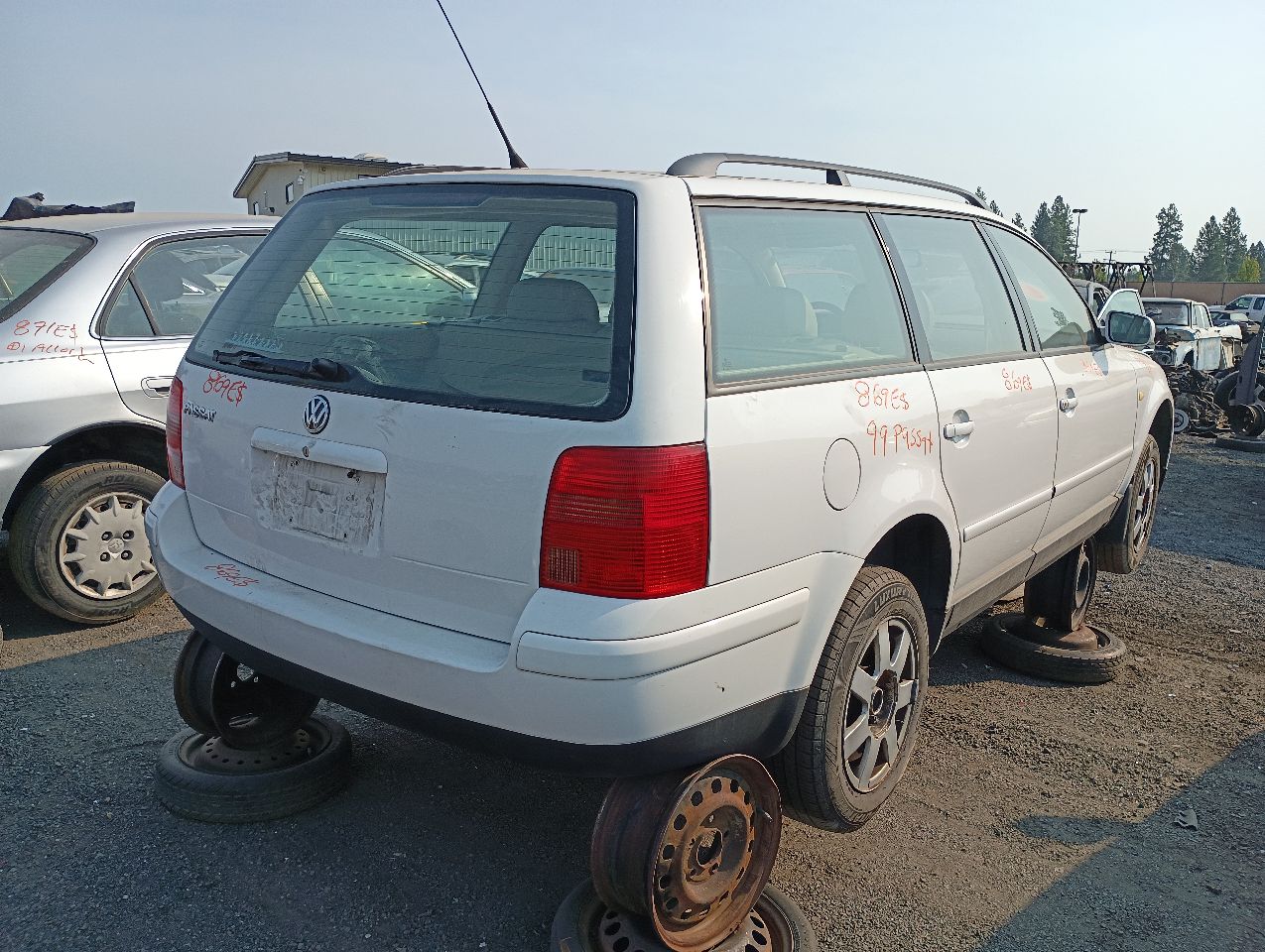 1999 VOLKSWAGEN Passat