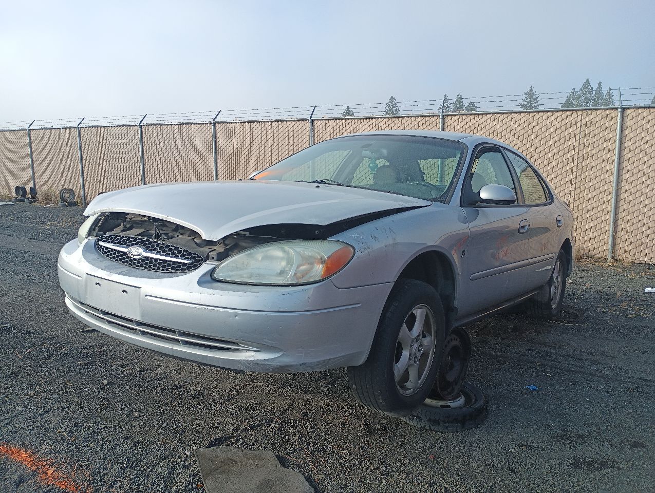 2002 FORD Taurus