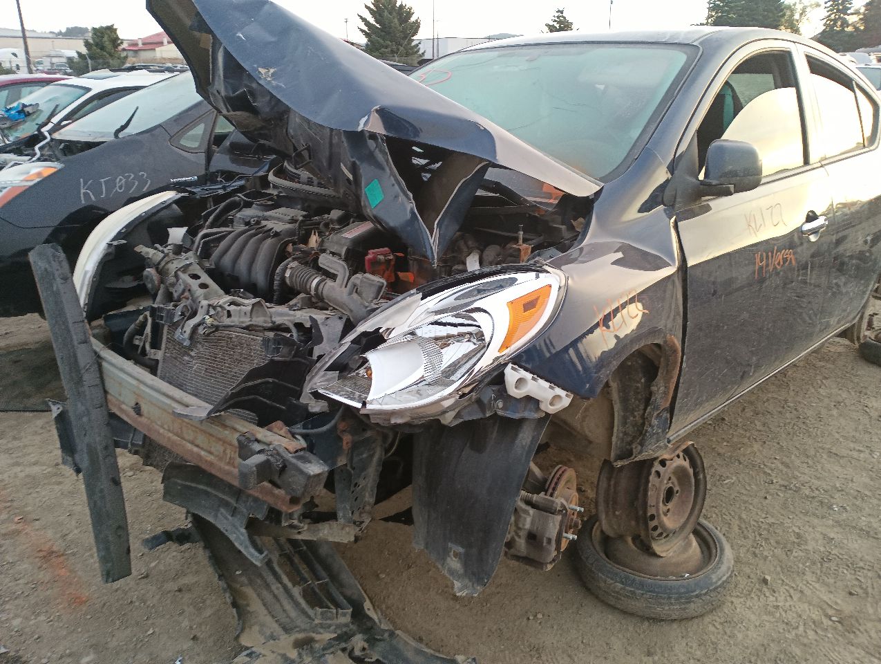 2014 NISSAN Versa